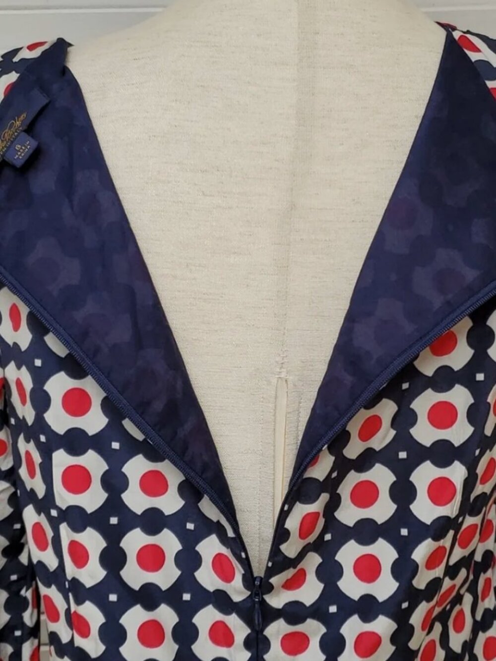 NWOT Brooks Brothers Silk Floral Dot Print Dress Size 6 - Picture 4 of 5